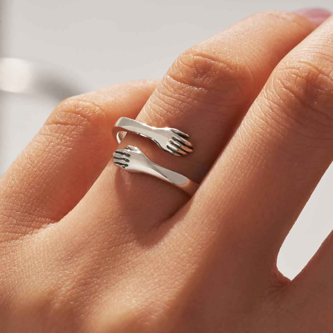 Anillo Abrazo-Infinito® (plateado)